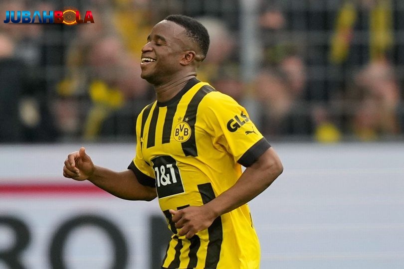 Minim Menit Bermain, Youssoufa Moukoko Siap Hengkang dari Borussia Dortmund