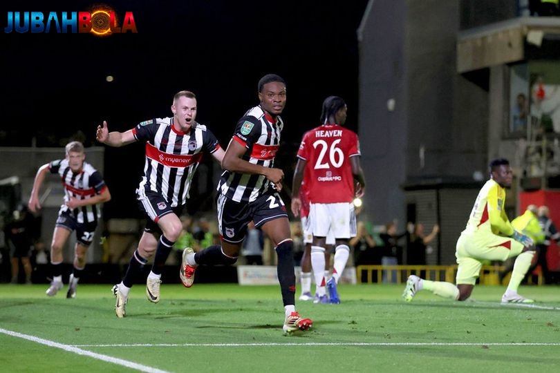 Kisah Tyrell Warren, Sohib Marcus Rashford Jebolan Akademi MU yang Justru Jadi Mimpi Buruk Setan Merah di Carabao Cup